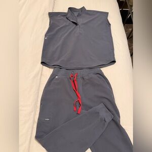 Figs women's scrub set in color Charcoal Grey